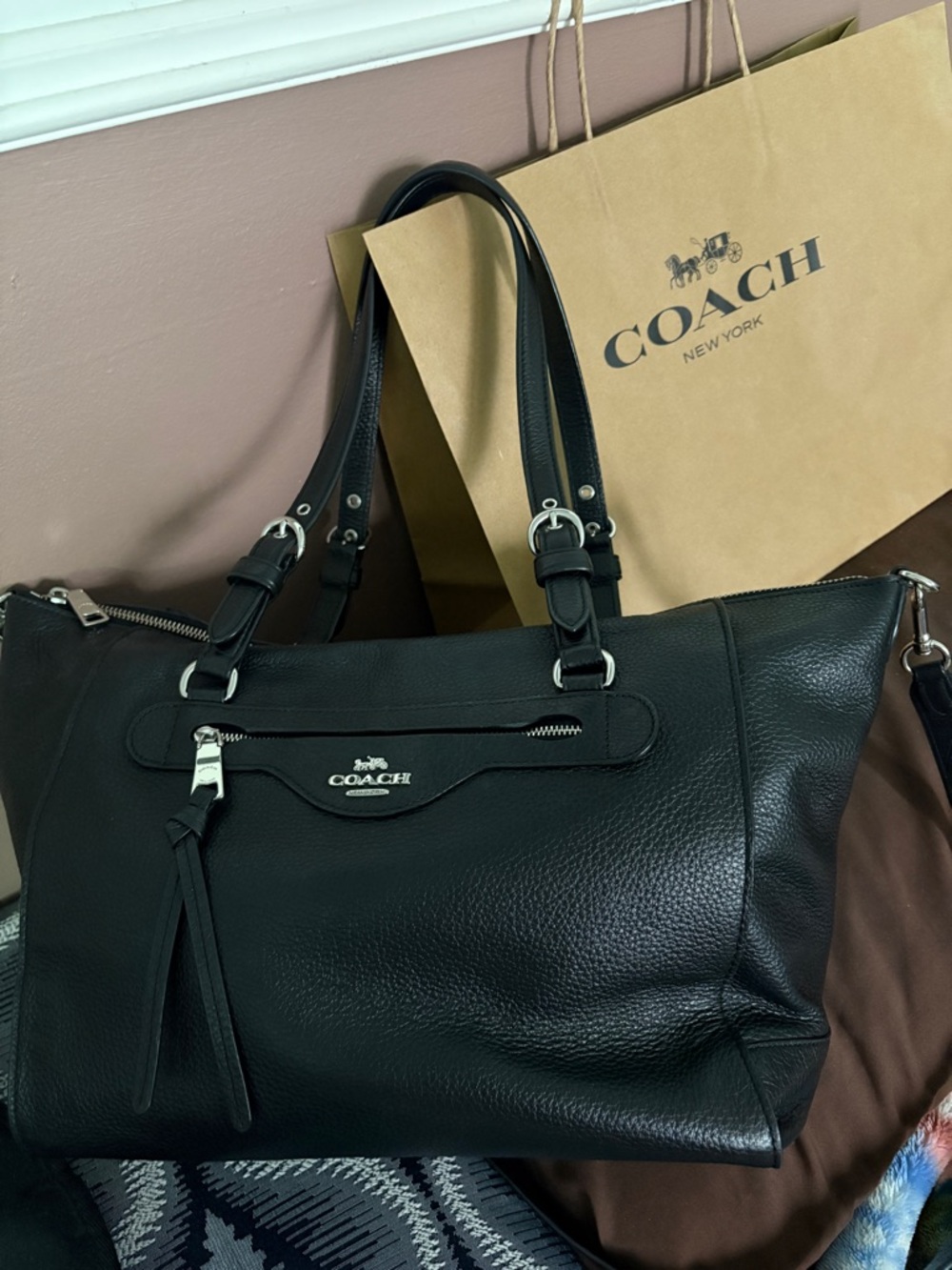 COACH - Kleo Carryall handbag purse